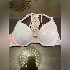 Victoria’s Secret bra